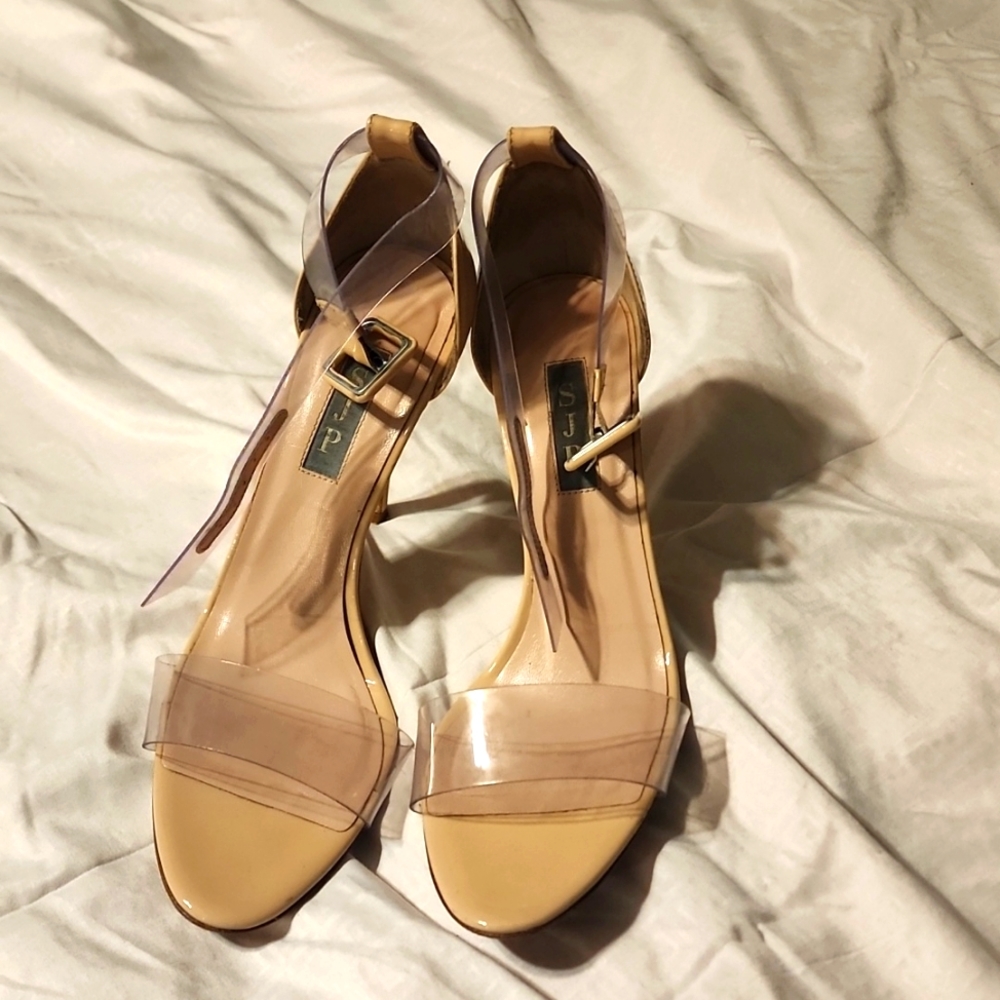 Dress sandals